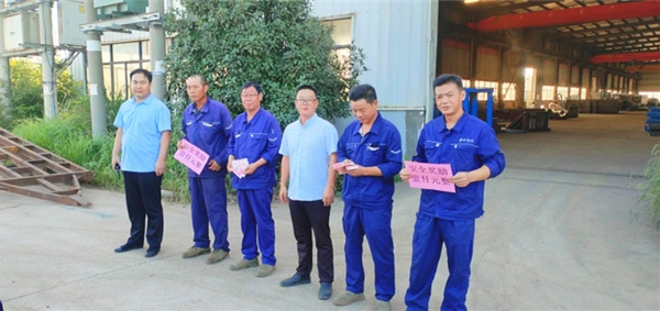 安全生產(chǎn)創(chuàng)佳績，倉儲管理顯成效，當(dāng)獎當(dāng)勵